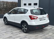 Suzuki S-Cross Hatchback 998,0 82 kw