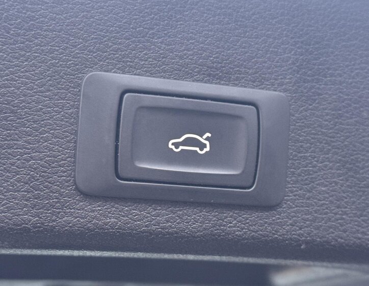 Audi A4 Kombi 2,0 l 140 kw