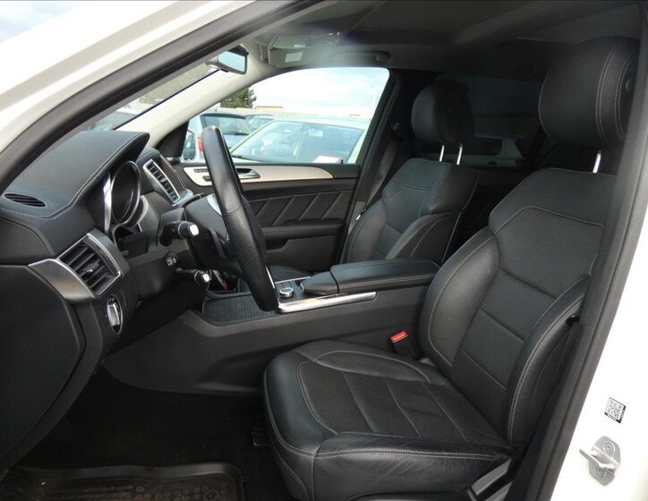 Mercedes-Benz GL SUV / Terénní 3,0 l 190 kw