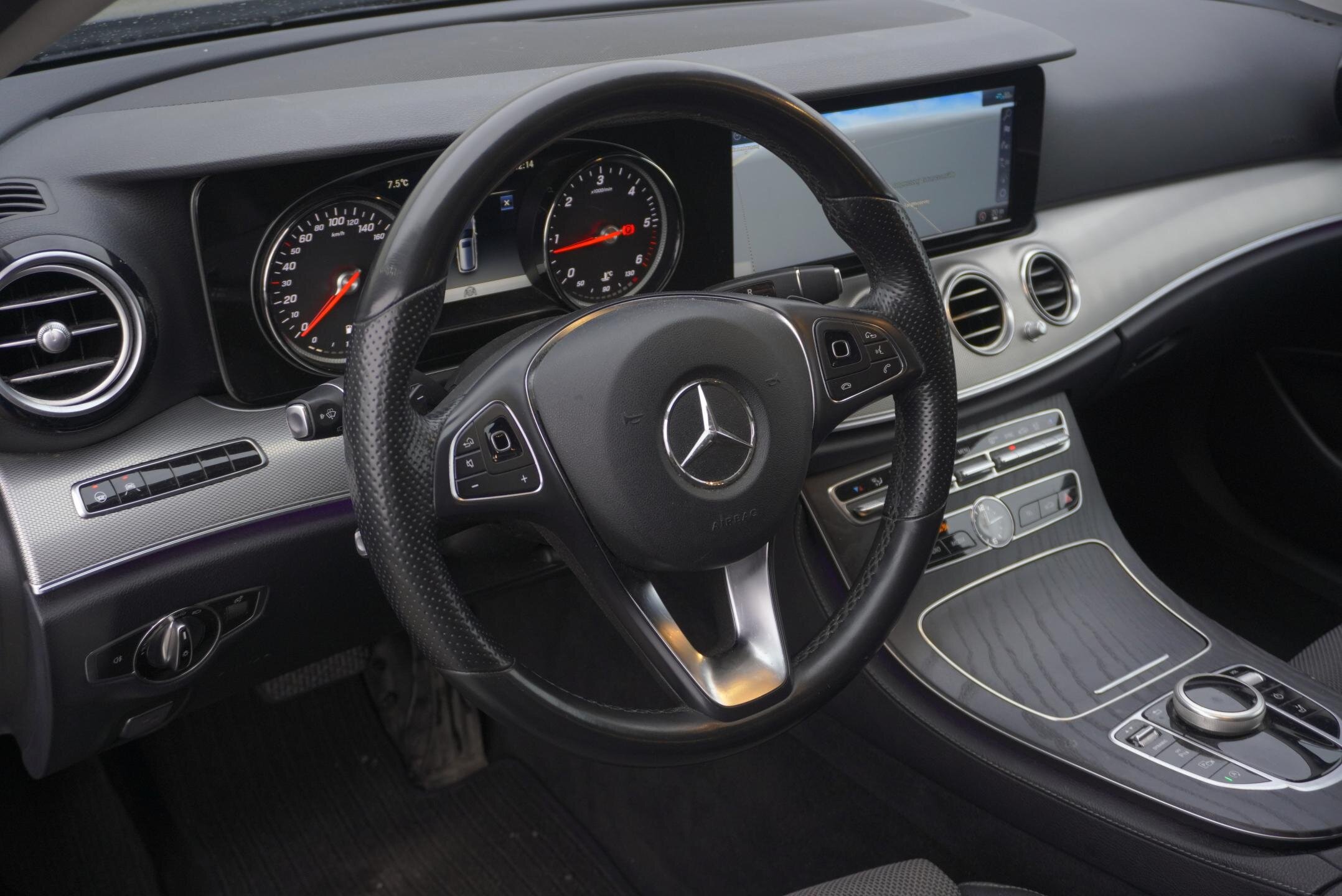 Mercedes-Benz Třídy E Kombi 2,0 l 143 kw