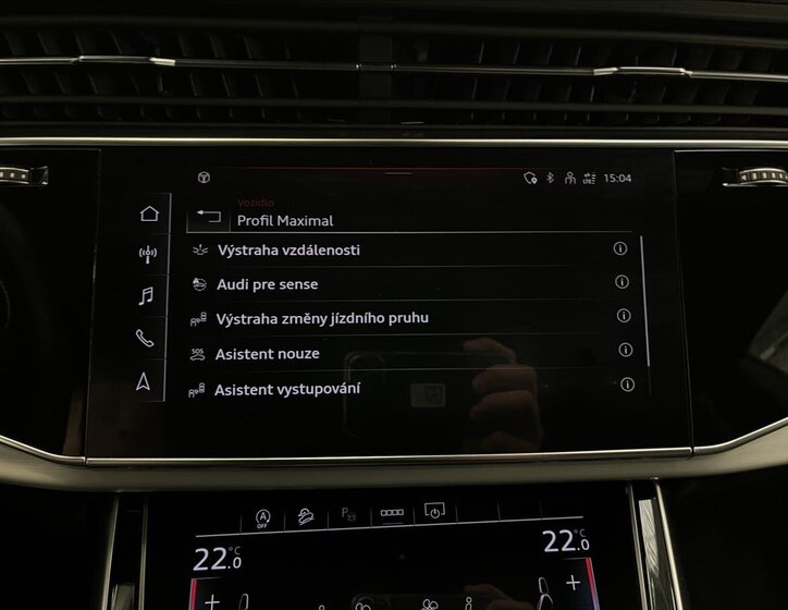 Audi Q8 SUV 3,0 l 210 kw