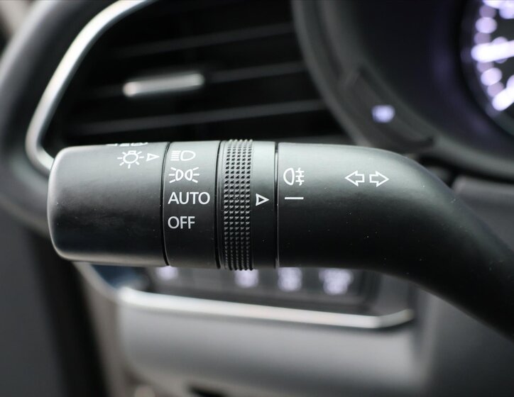 Mazda CX-30 SUV / Terénní 2,0 l 110 kw