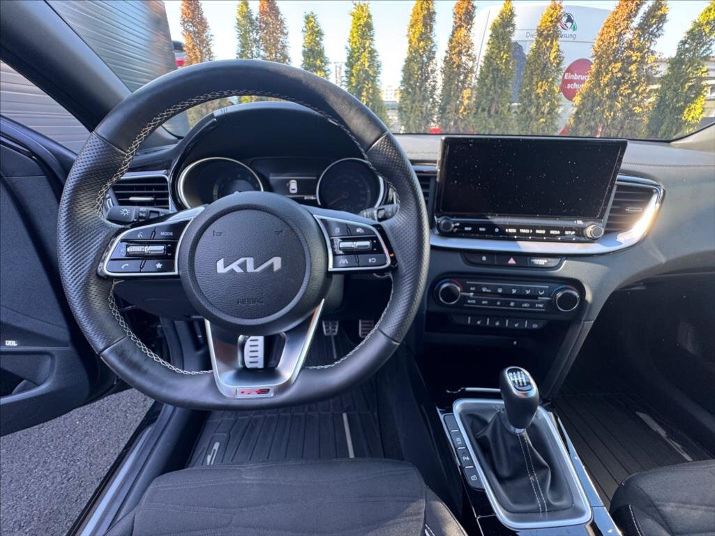 KIA ProCeed Kombi 1,5 l 117 kw
