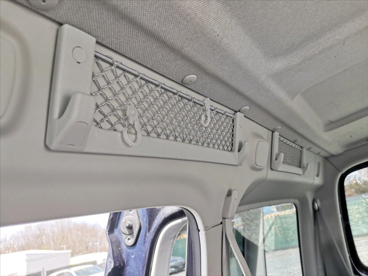 Volkswagen Caddy Pick-up 1,6 l 75 kw