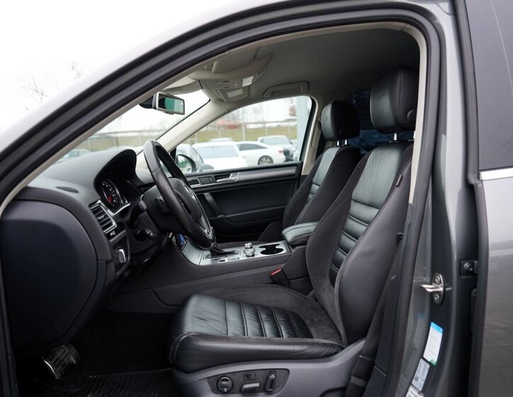 Volkswagen Touareg 20