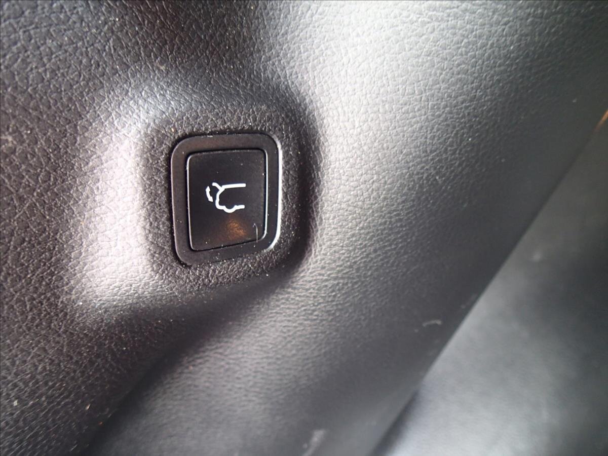 Jeep Compass SUV / Terénní 2,0 l 103 kw