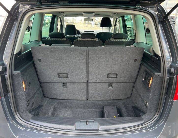 Volkswagen Sharan MPV 2,0 l 103 kw