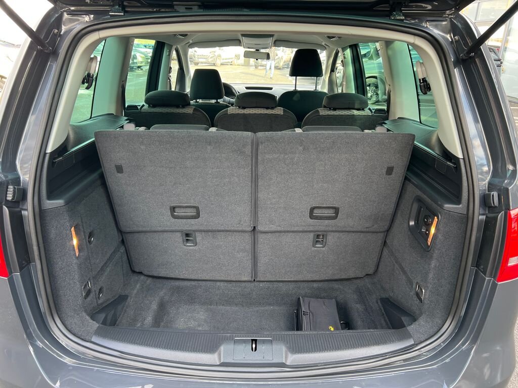 Volkswagen Sharan MPV 2,0 l 103 kw