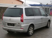 Peugeot 807 MPV 2,0 l 100 kw