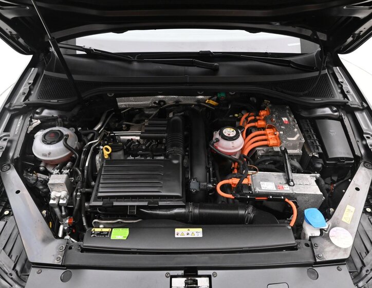 Volkswagen Passat Kombi 1,4 l 115 kw