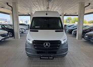 Mercedes-Benz Sprinter 2