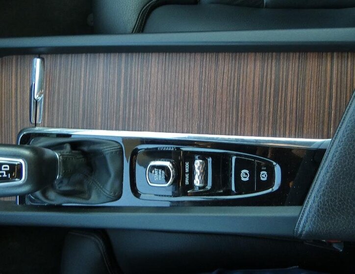 Volvo V60 Kombi 2,0 l 184 kw