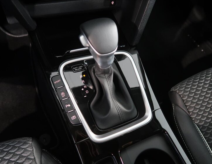 KIA XCeed CUV 1,5 l 103 kw