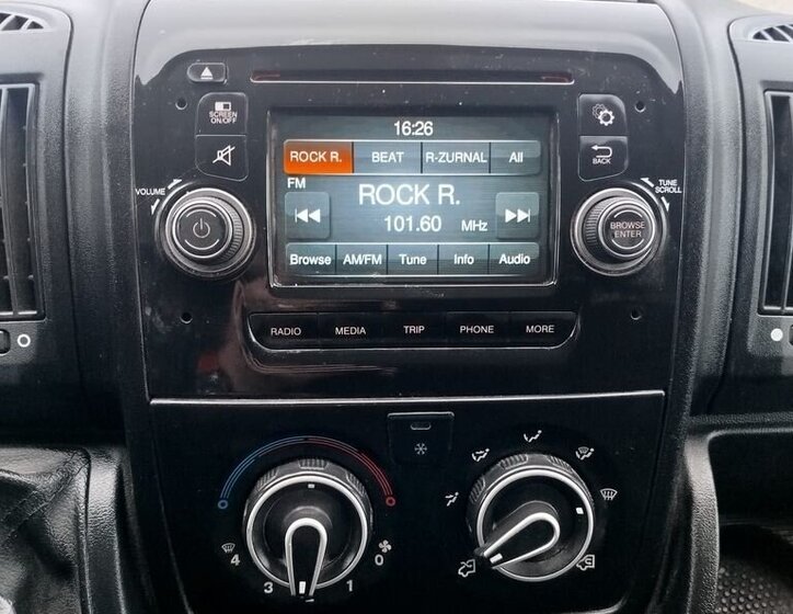 Peugeot Boxer Skříň 2,0 l 120 kw