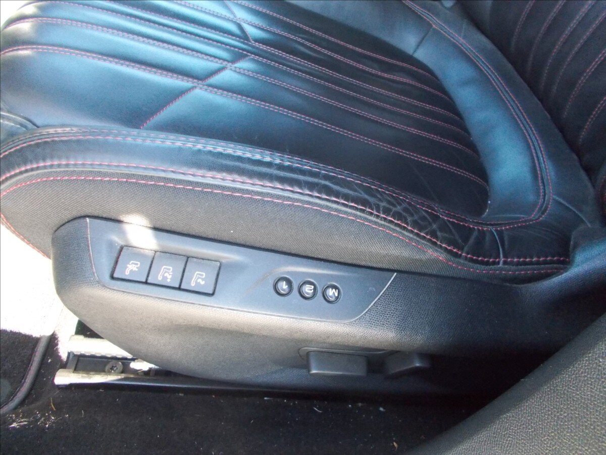 Peugeot 308 Kombi 2,0 l 133 kw