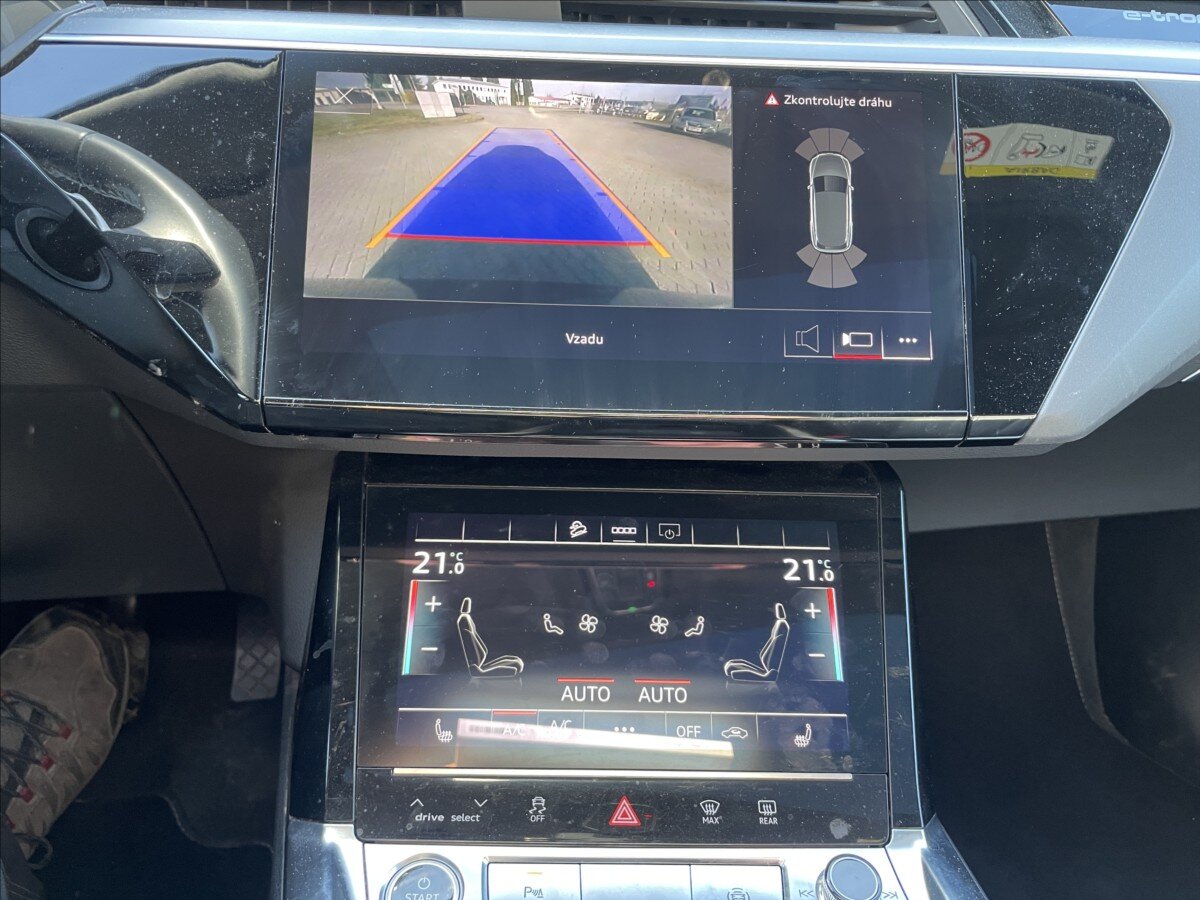 Audi e-tron Kombi 0,0 300 kw