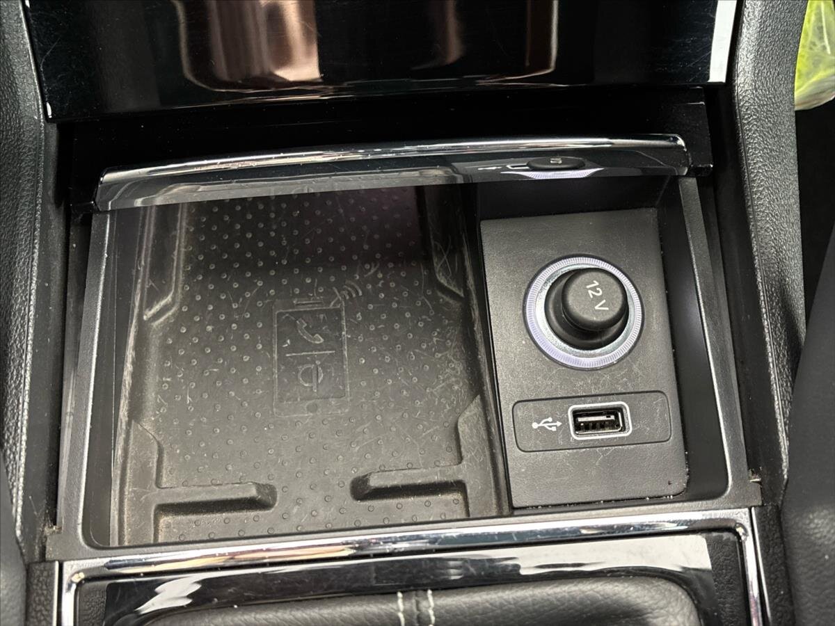 Škoda Karoq SUV / Terénní 2,0 l 110 kw