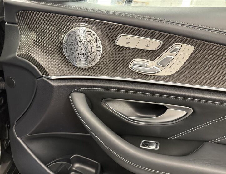 Mercedes-Benz Třídy E Kombi 4,0 l 450 kw