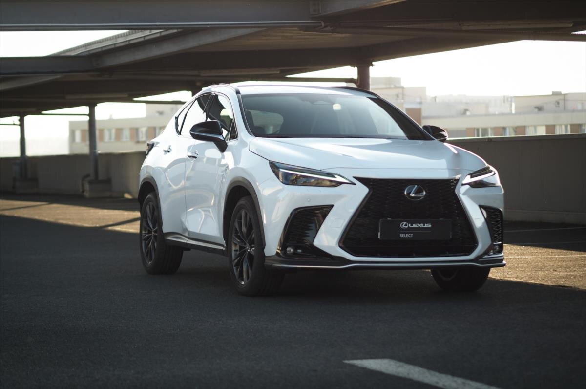 Lexus NX 450h plus