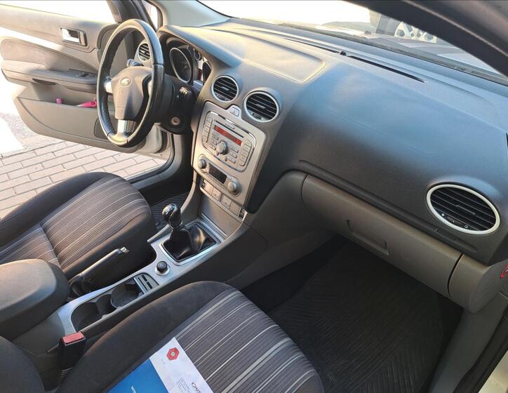 Ford Focus 29