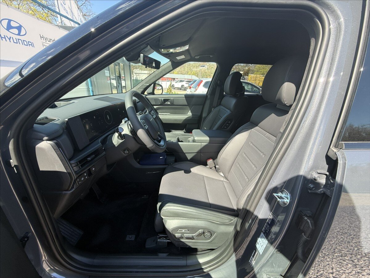 Hyundai Santa Fe SUV / Terénní 1,6 l 185 kw