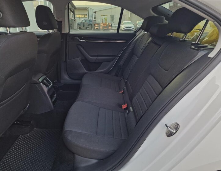 Škoda Octavia Sedan / Limuzína 2,0 l 110 kw