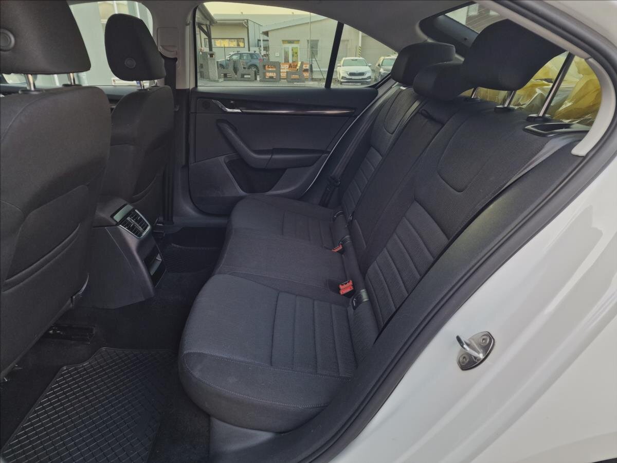 Škoda Octavia Sedan / Limuzína 2,0 l 110 kw