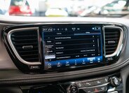 Chrysler Pacifica MPV 3,6 l 221 kw