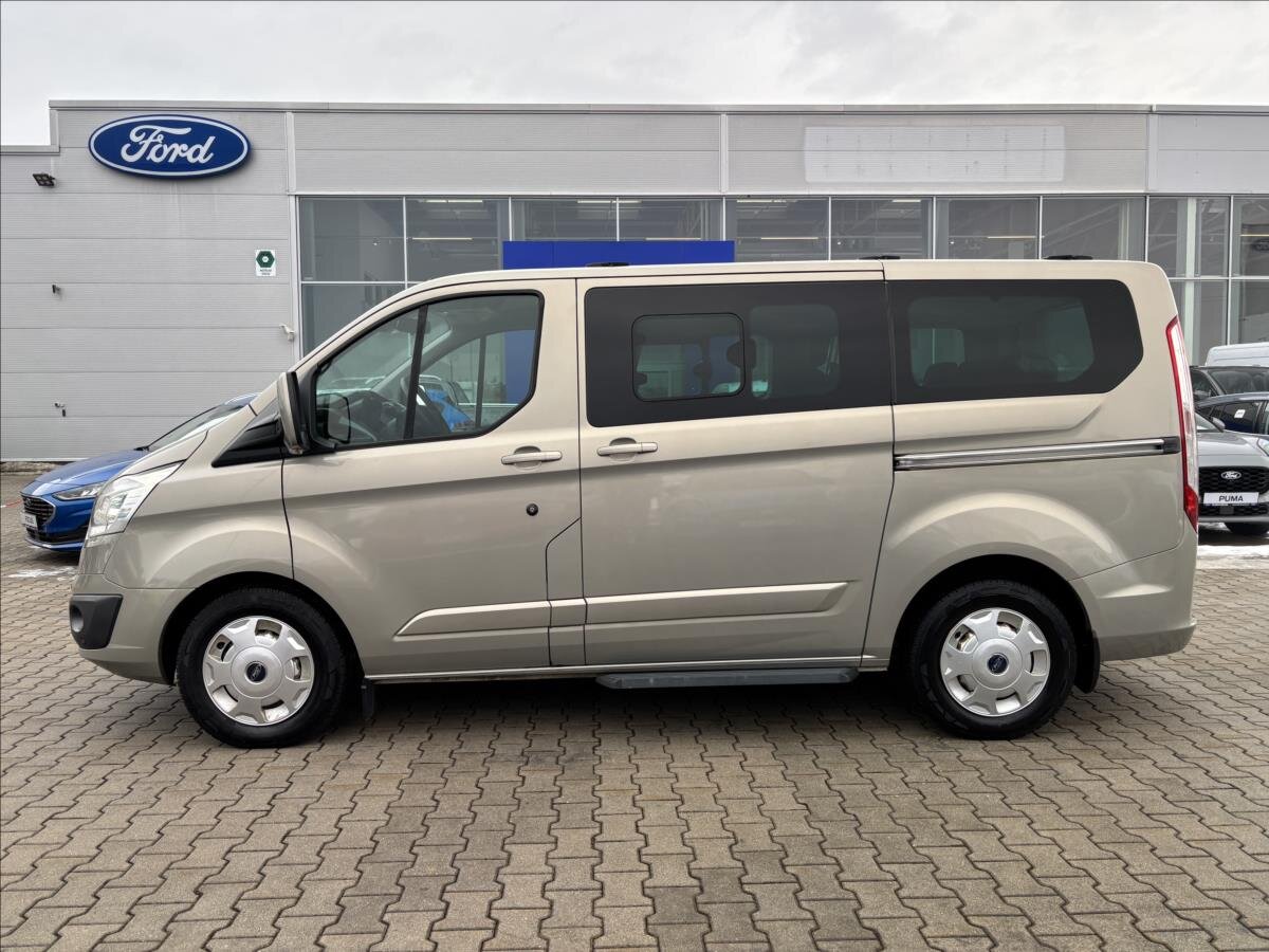 Ford Tourneo Custom