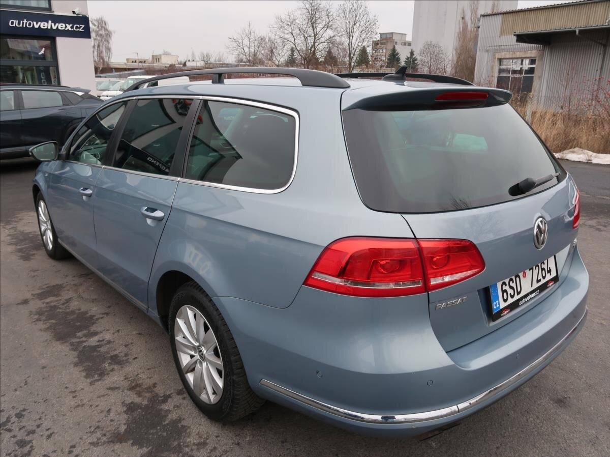Volkswagen Passat Kombi 2,0 l 103 kw