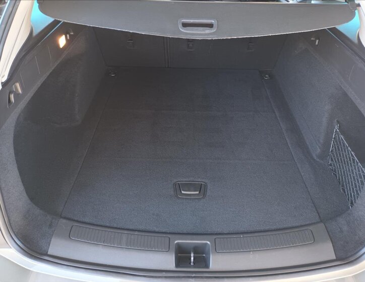 Opel Insignia Kombi 1,6 l 81 kw