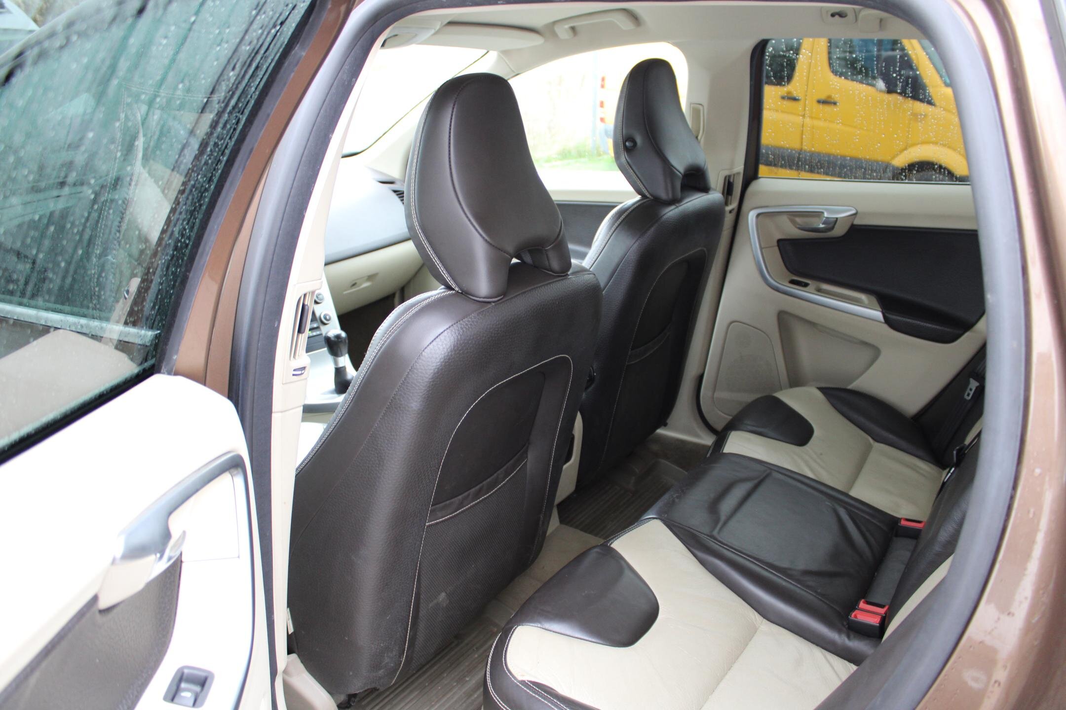 Volvo XC60 SUV / Terénní 2,4 l 129 kw