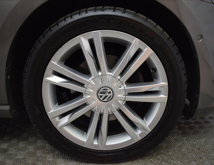 Volkswagen Golf Hatchback 1,4 l 90 kw