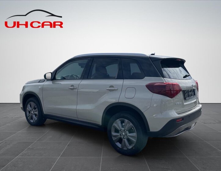 Suzuki Vitara SUV / Terénní 1,4 l 81 kw