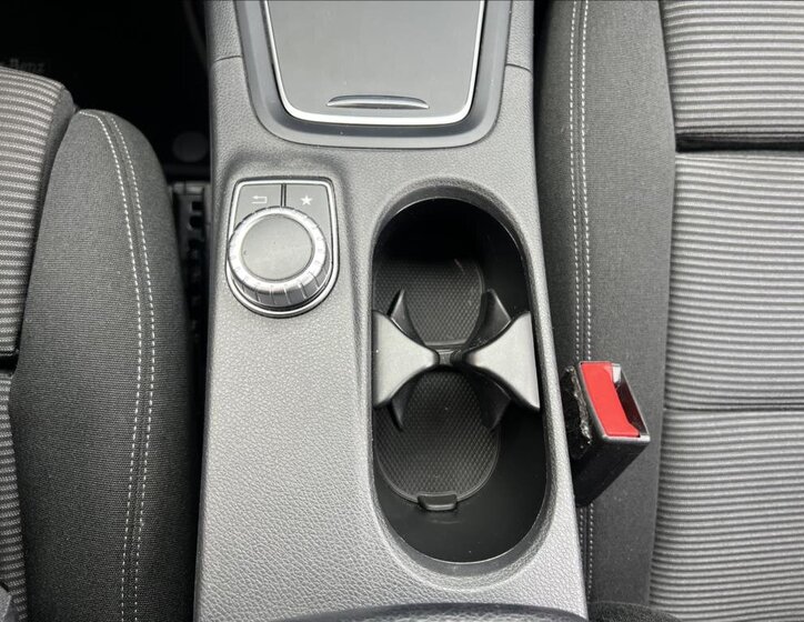 Mercedes-Benz Třídy B Kombi 1,5 l 80 kw