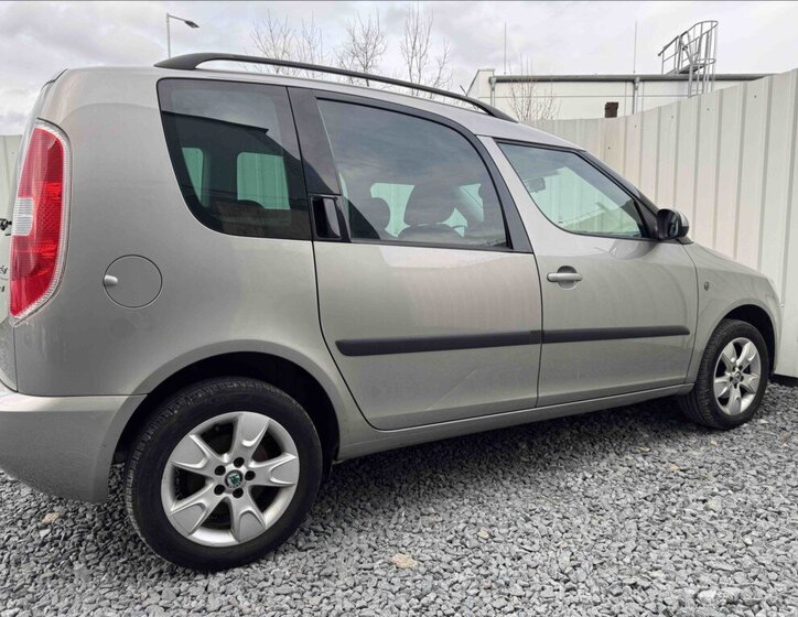 Škoda Roomster Kombi 1,2 l 51 kw