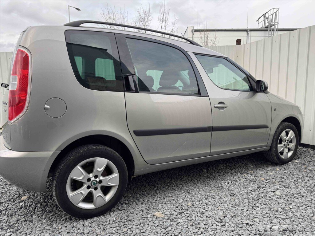 Škoda Roomster Kombi 1,2 l 51 kw