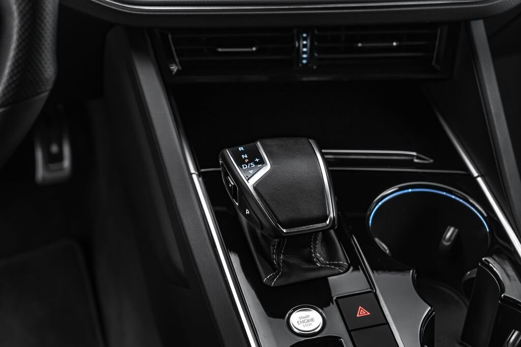 Volkswagen Touareg SUV / Terénní 3,0 l 210 kw