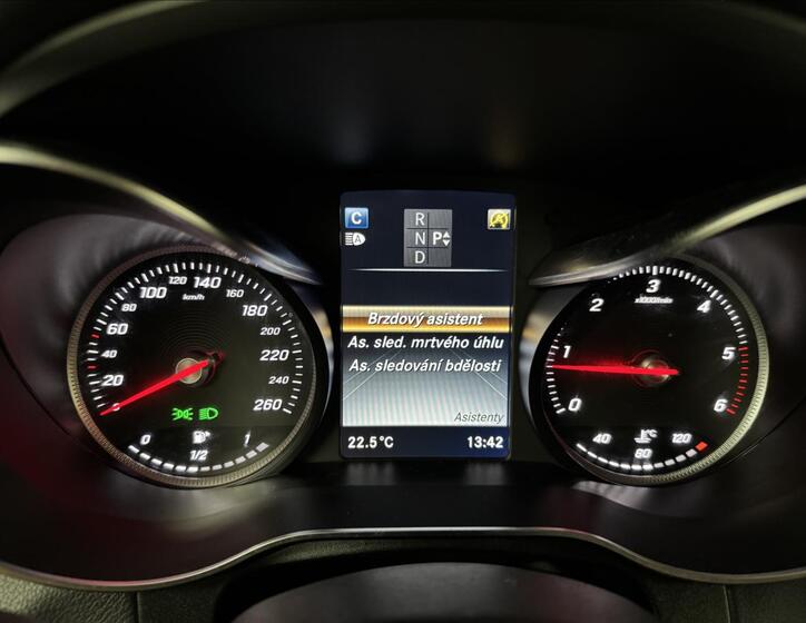 Mercedes-Benz GLC 14