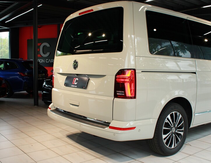 Volkswagen Multivan 21