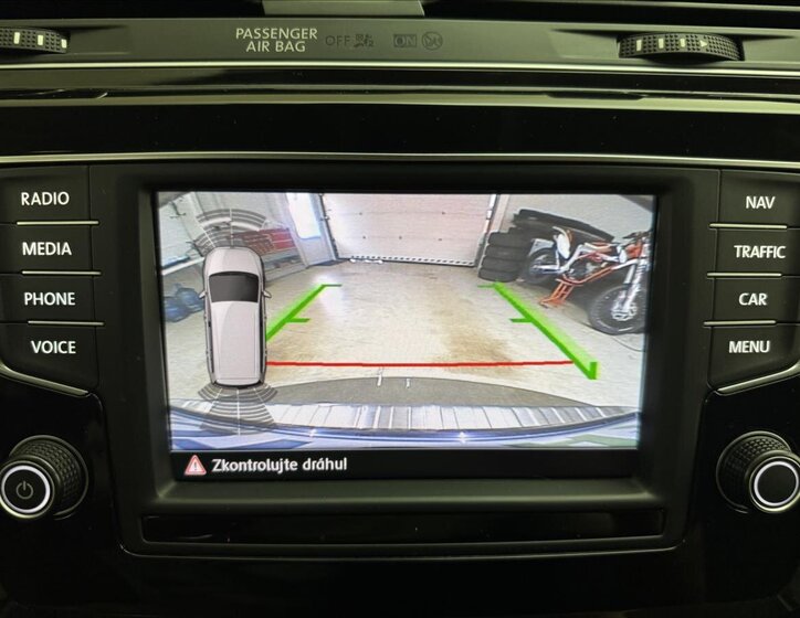 Volkswagen Touran 24