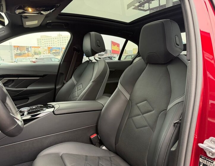 BMW Řada 5 Sedan / Limuzína 3,0 l 210 kw