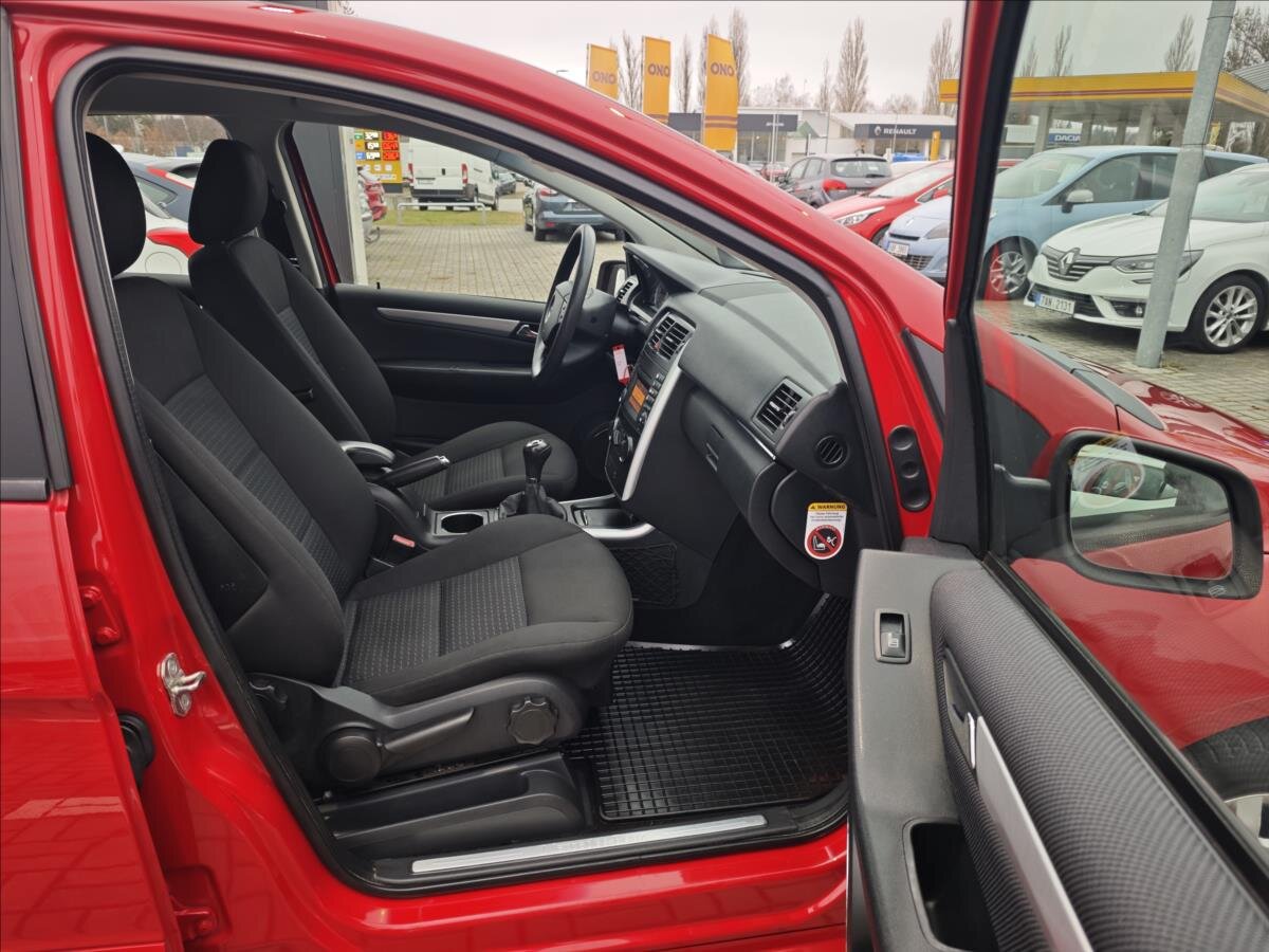 Mercedes-Benz Třídy B MPV 2,0 l 100 kw