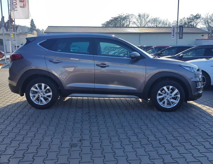 Hyundai Tucson SUV / Terénní 1,6 l 100 kw
