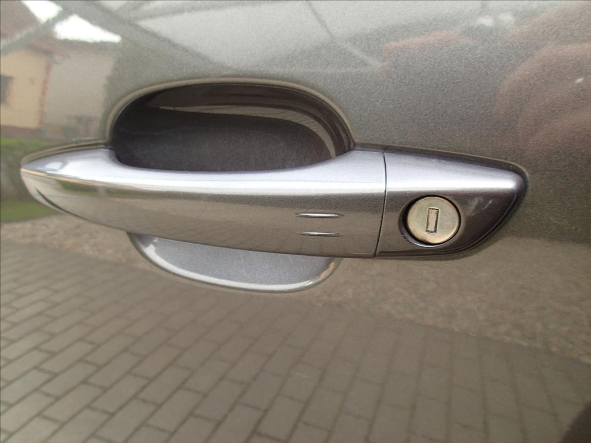 Citroën Berlingo MPV 1,5 l 96 kw