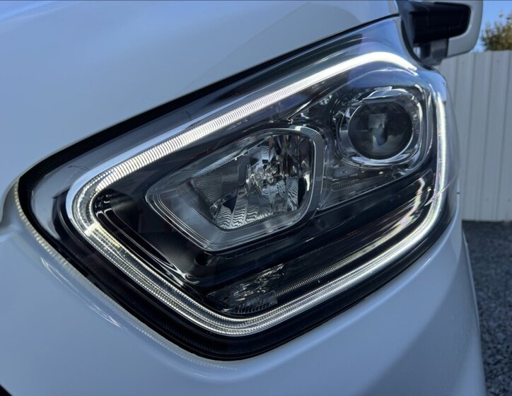 Ford Transit Custom Skříň 2,0 l 77 kw