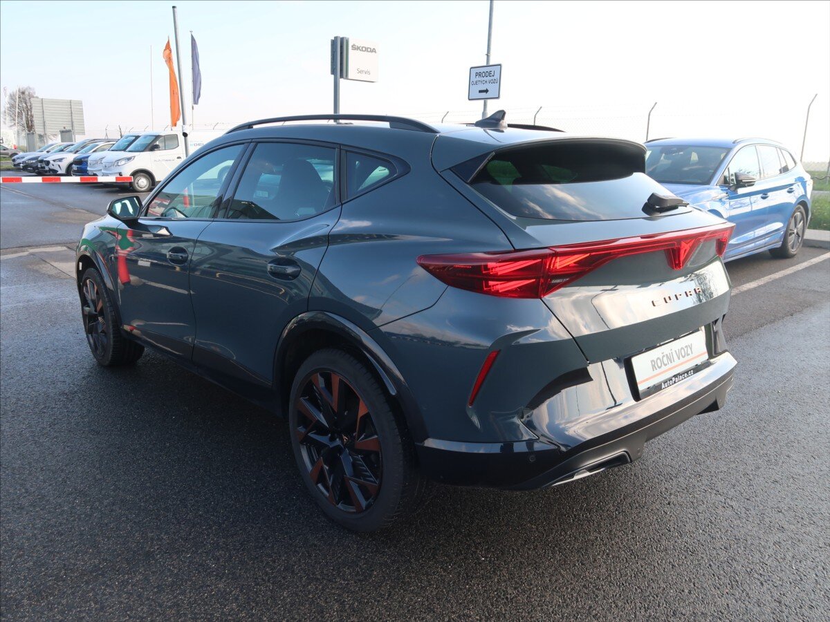 Cupra Formentor SUV / Terénní 1,5 l 110 kw