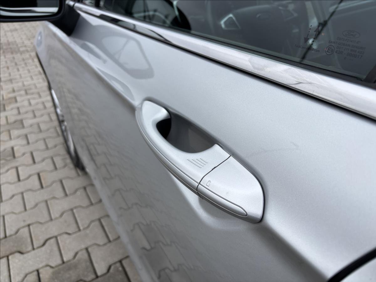 Ford Mondeo Kombi 2,0 l 140 kw