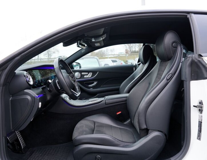 Mercedes-Benz Třídy E 21