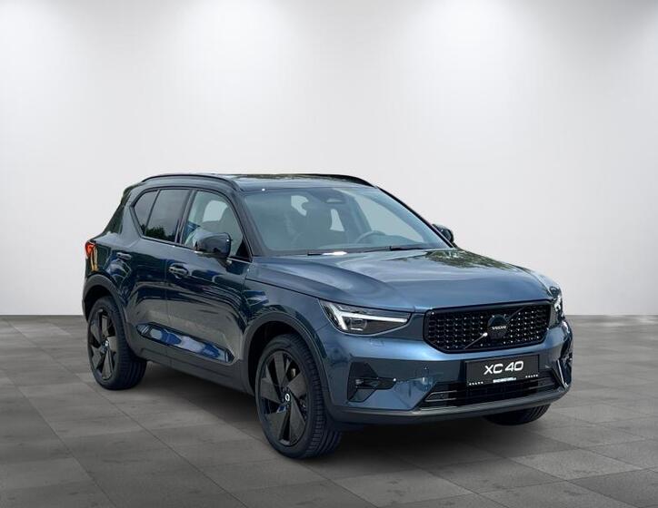 Volvo XC40 6
